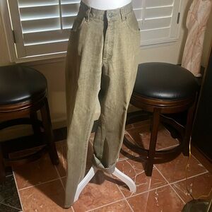 💚👖LEE Soft Green Denim Jeans With Front Zipper & Button Unisex Size 33 X 32